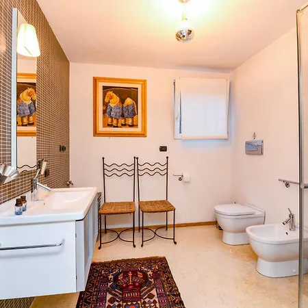 Valand Romantic Luxury On Lake Garda - Apartment *