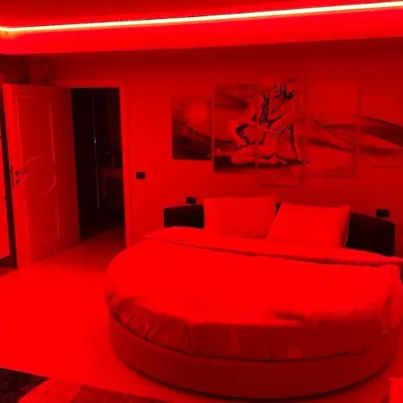 アパート Valand Romantic Luxury On Lake Garda -