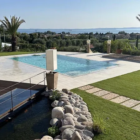 Διαμέρισμα Valand Romantic Luxury On Lake Garda -